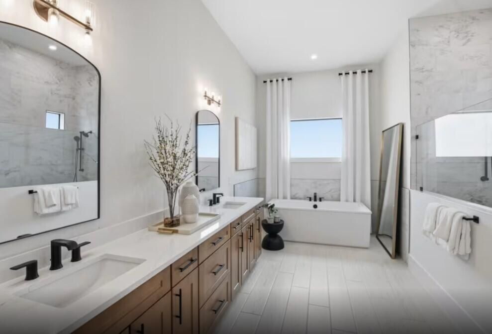 Owner's Bathroom