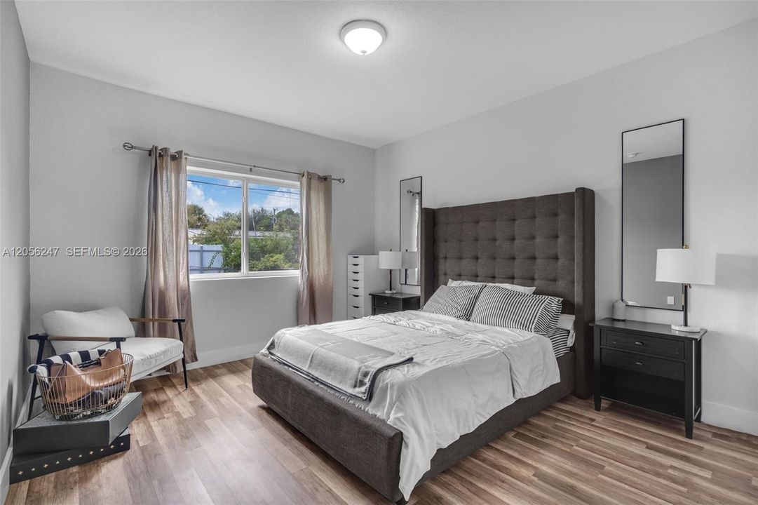En Venta: $625,000 (4 camas, 3 baños, 1822 Pies cuadrados)