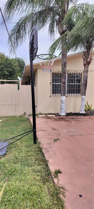 En Renta: $3,500 (3 camas, 2 baños, 3089 Pies cuadrados)