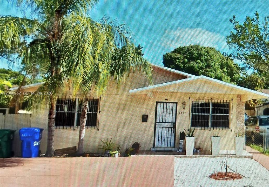 En Renta: $3,500 (3 camas, 2 baños, 3089 Pies cuadrados)