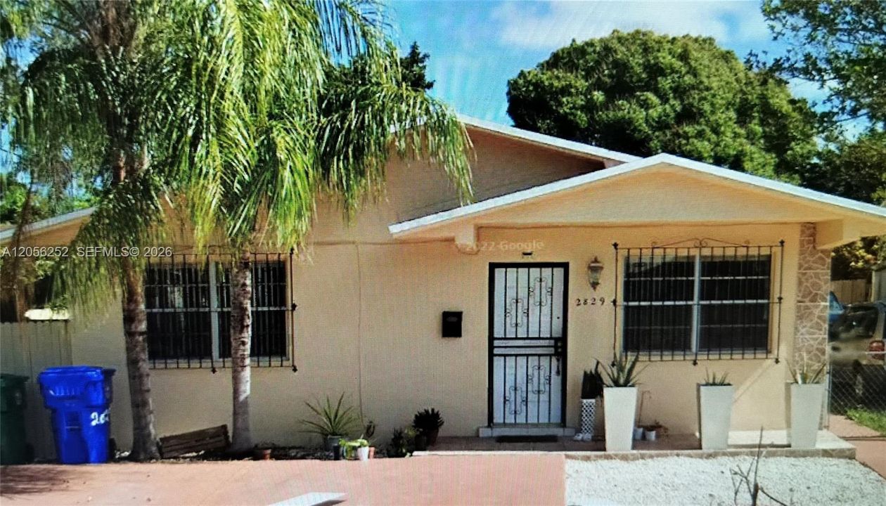 En Renta: $3,500 (3 camas, 2 baños, 3089 Pies cuadrados)