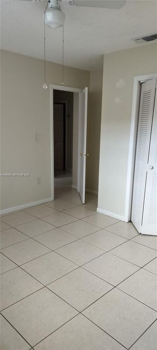 En Renta: $3,500 (3 camas, 2 baños, 3089 Pies cuadrados)