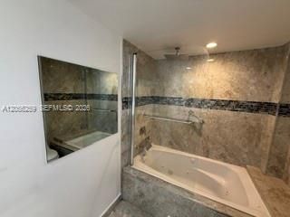 На продажу: $259,000 (2 спален, 2 ванн, 1674 Квадратных фут)