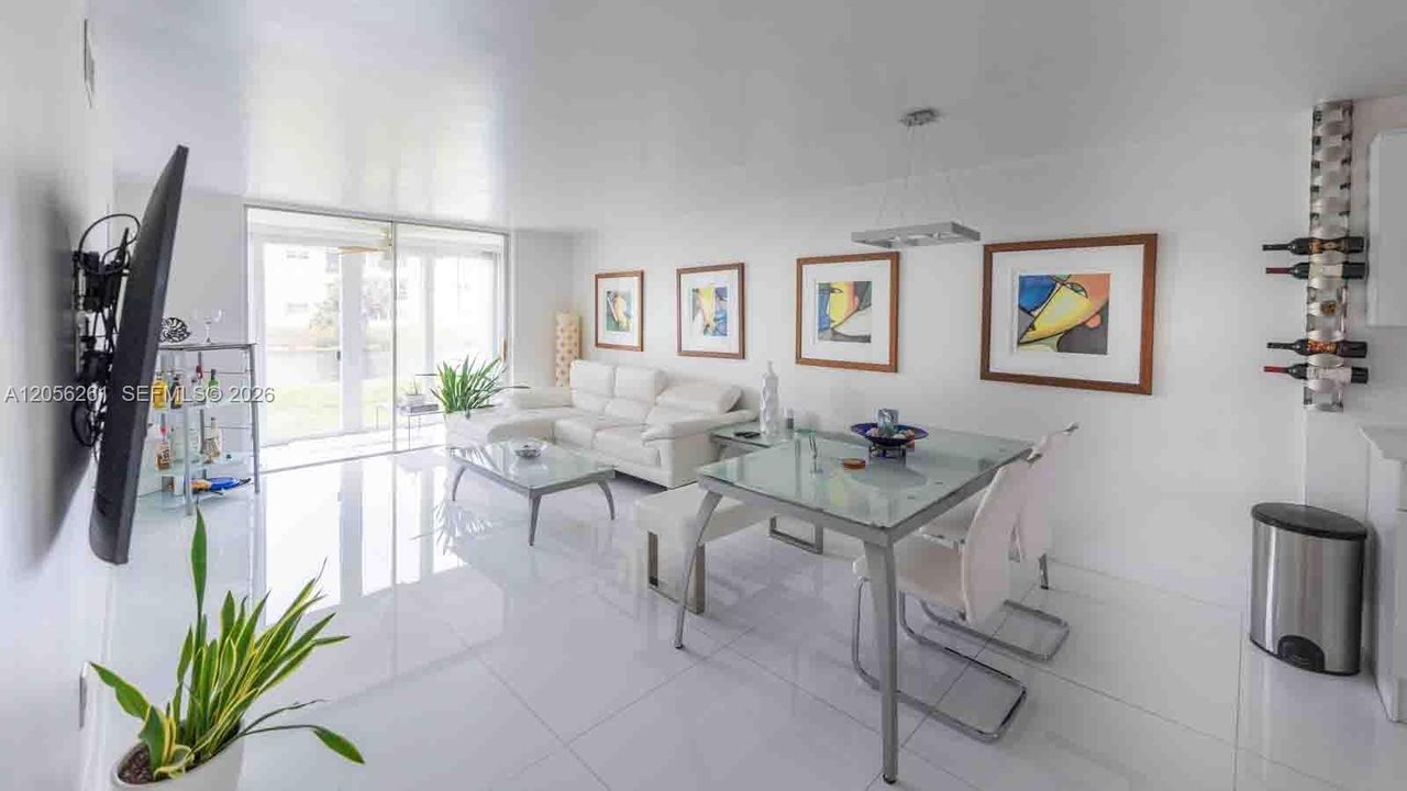 2931 E Sunrise Lakes Dr # 109SUNRISE, FL 33322-1706