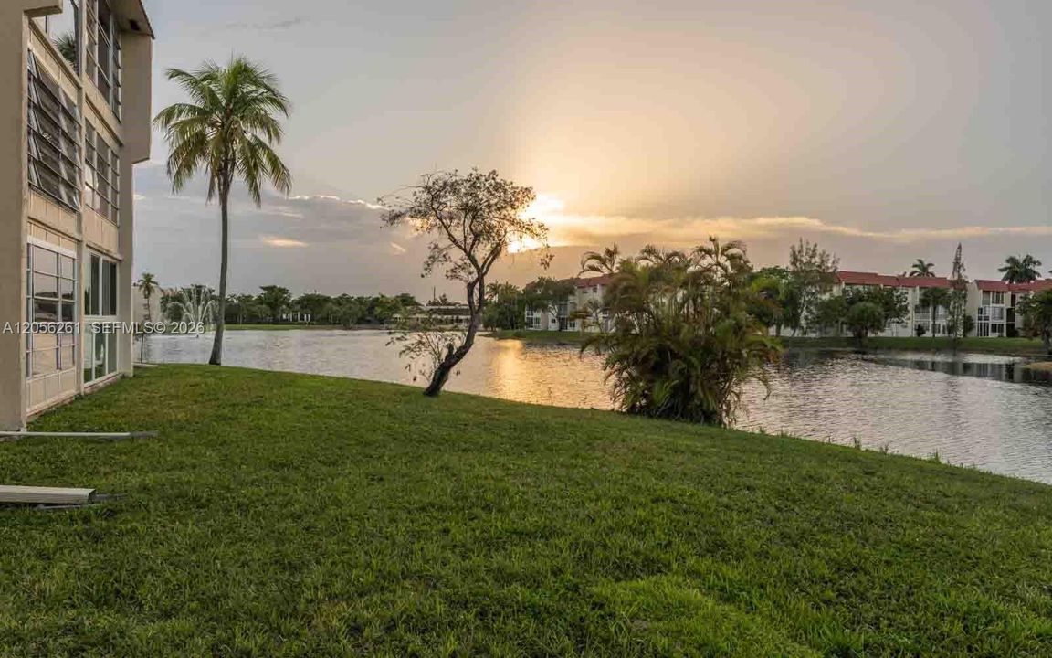 2931 E Sunrise Lakes Dr # 109SUNRISE, FL 33322-1706