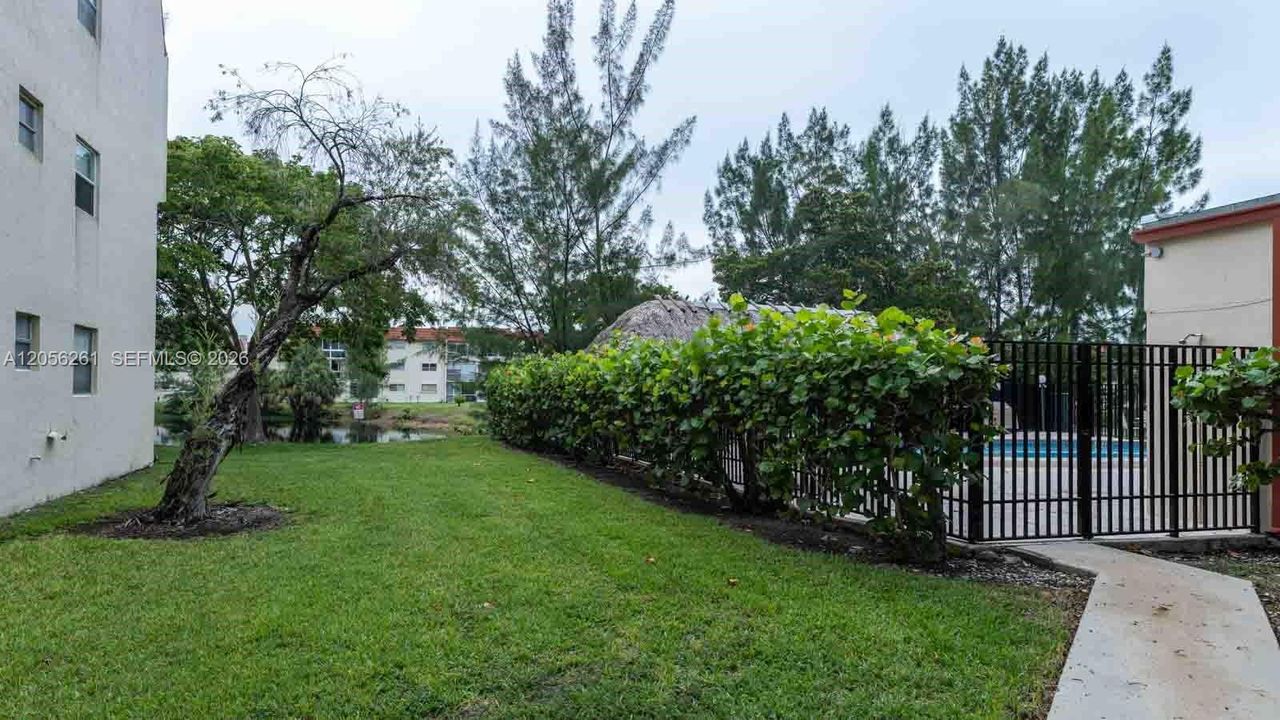 2931 E Sunrise Lakes Dr # 109SUNRISE, FL 33322-1706