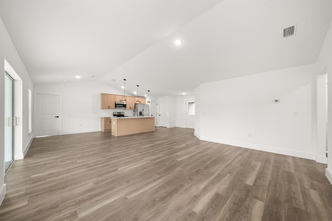 interior - living room 3