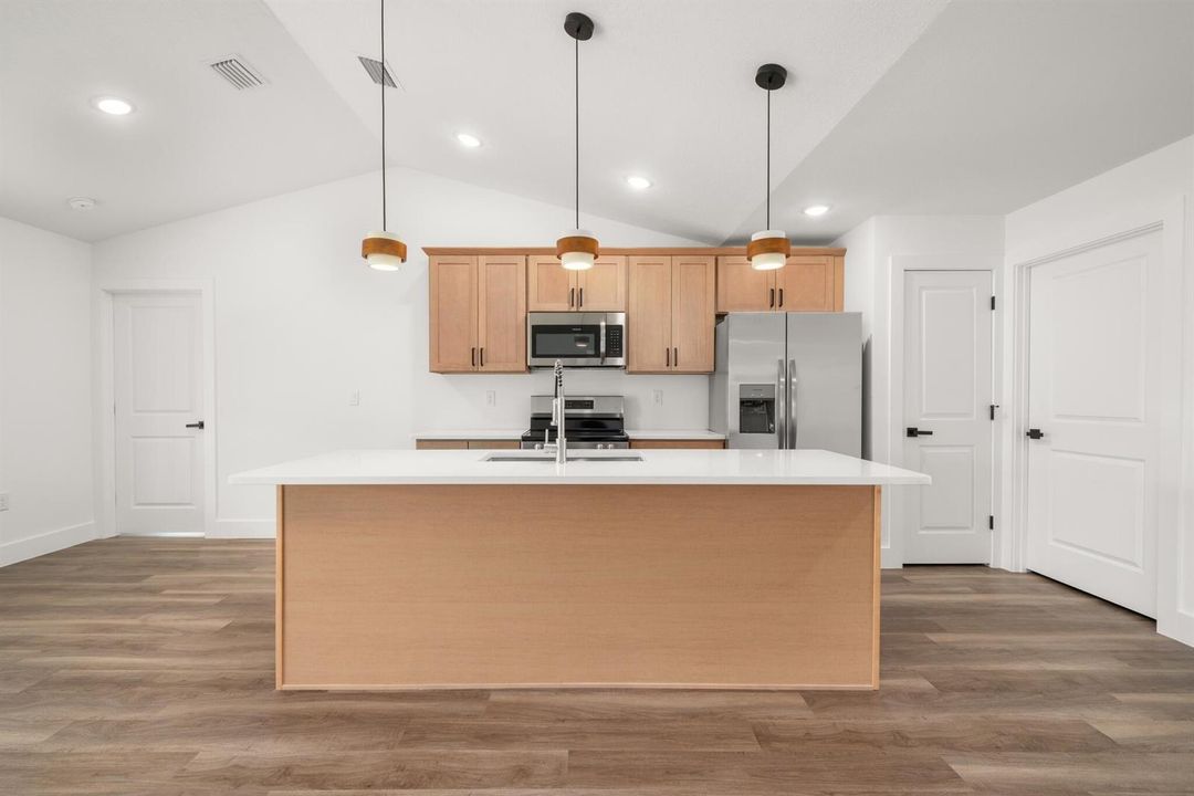 interior - kitchen 2 (1)