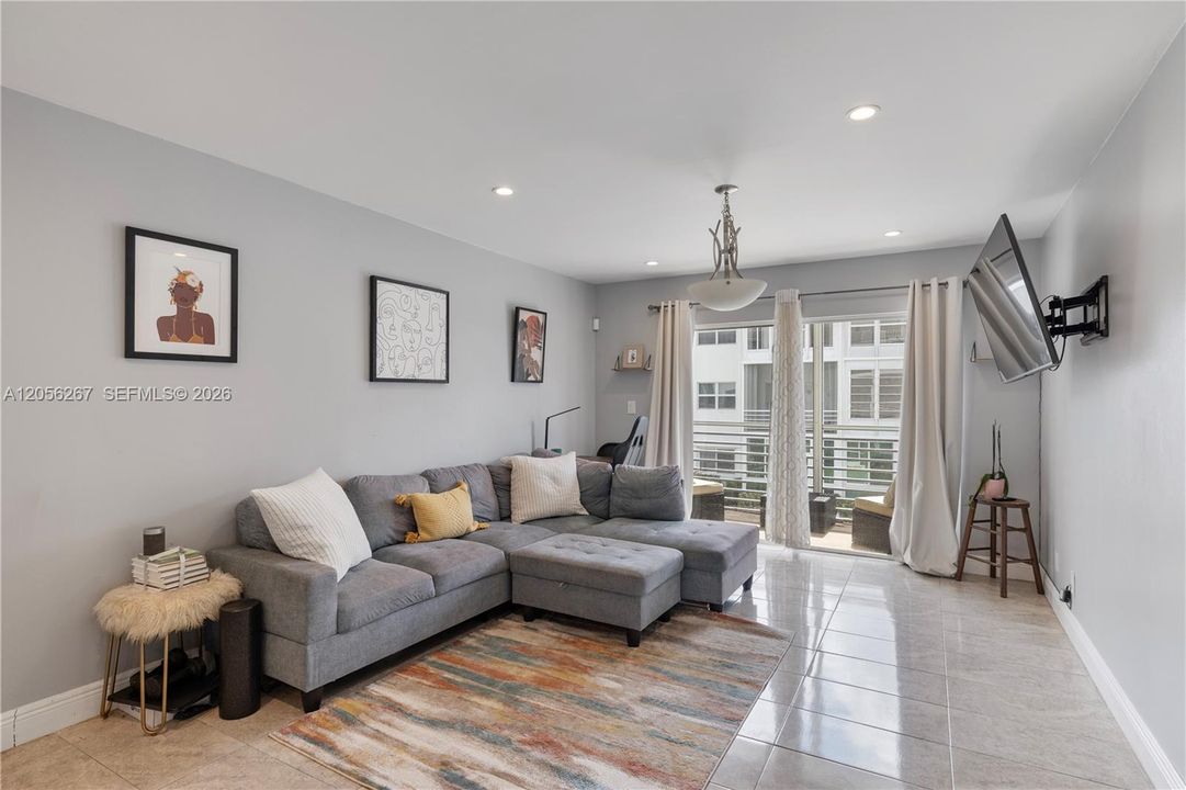 En Venta: $250,000 (1 camas, 1 baños, 750 Pies cuadrados)