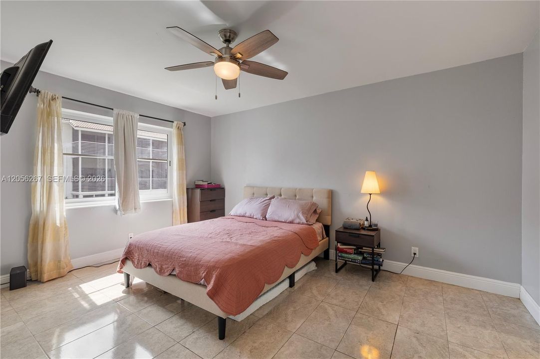 En Venta: $250,000 (1 camas, 1 baños, 750 Pies cuadrados)