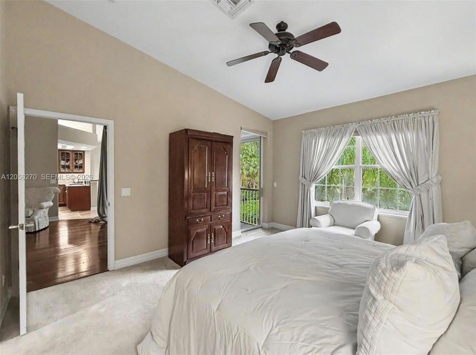 В аренду: $2,950 (3 спален, 3 ванн, 2394 Квадратных фут)