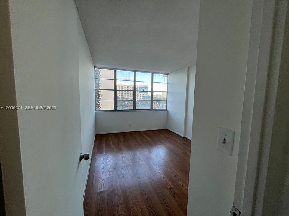 В аренду: $1,900 (2 спален, 2 ванн, 1112 Квадратных фут)