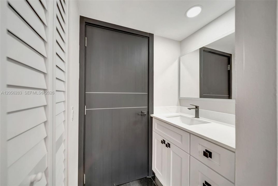 В аренду: $2,400 (1 спален, 1 ванн, 668 Квадратных фут)
