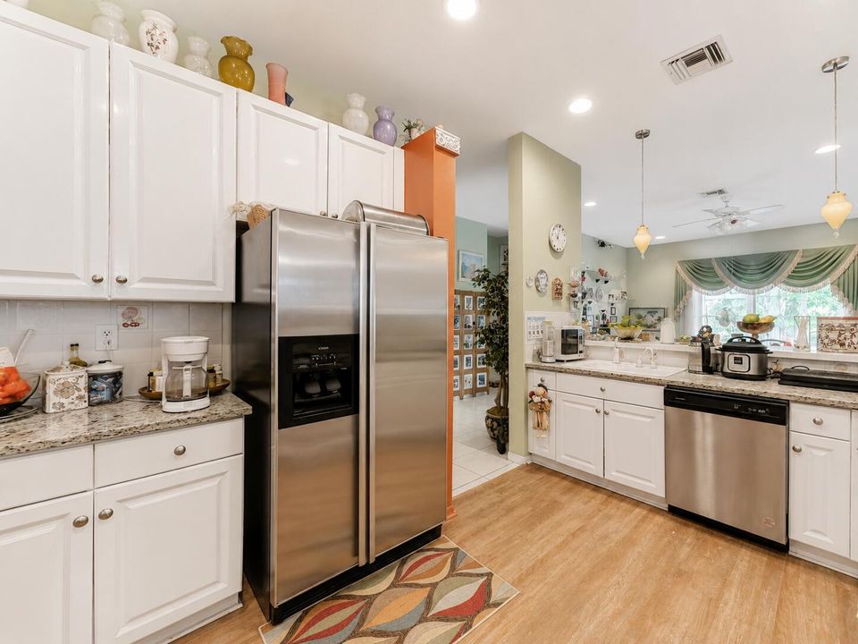 15883 SW 14th Court-12