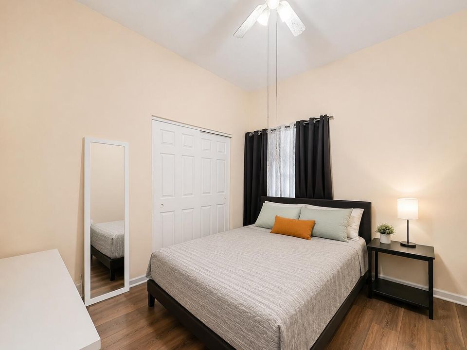 15883 SW 14th Court-12
