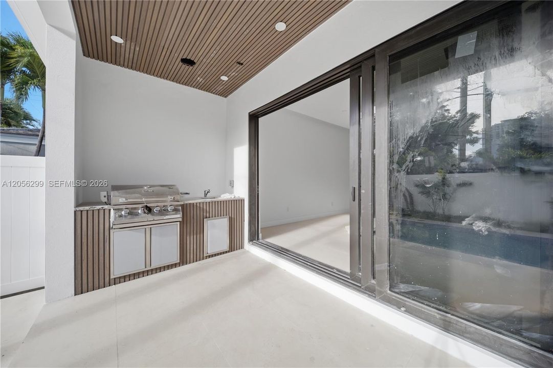 В аренду: $9,500 (4 спален, 4 ванн, 2509 Квадратных фут)