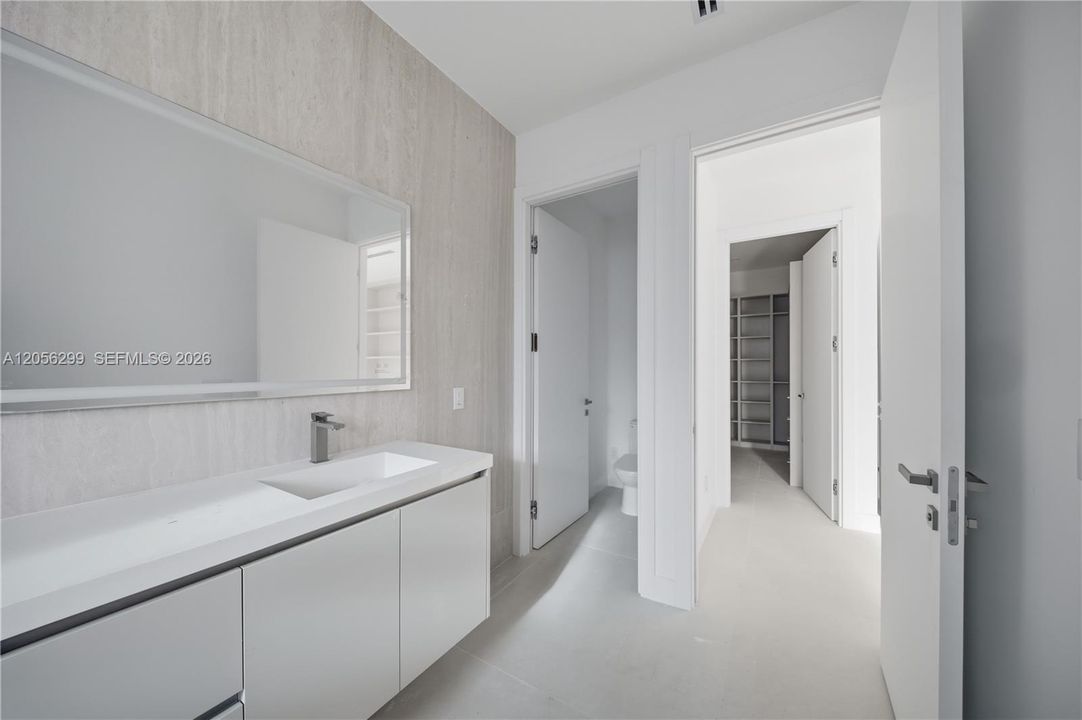 В аренду: $9,500 (4 спален, 4 ванн, 2509 Квадратных фут)
