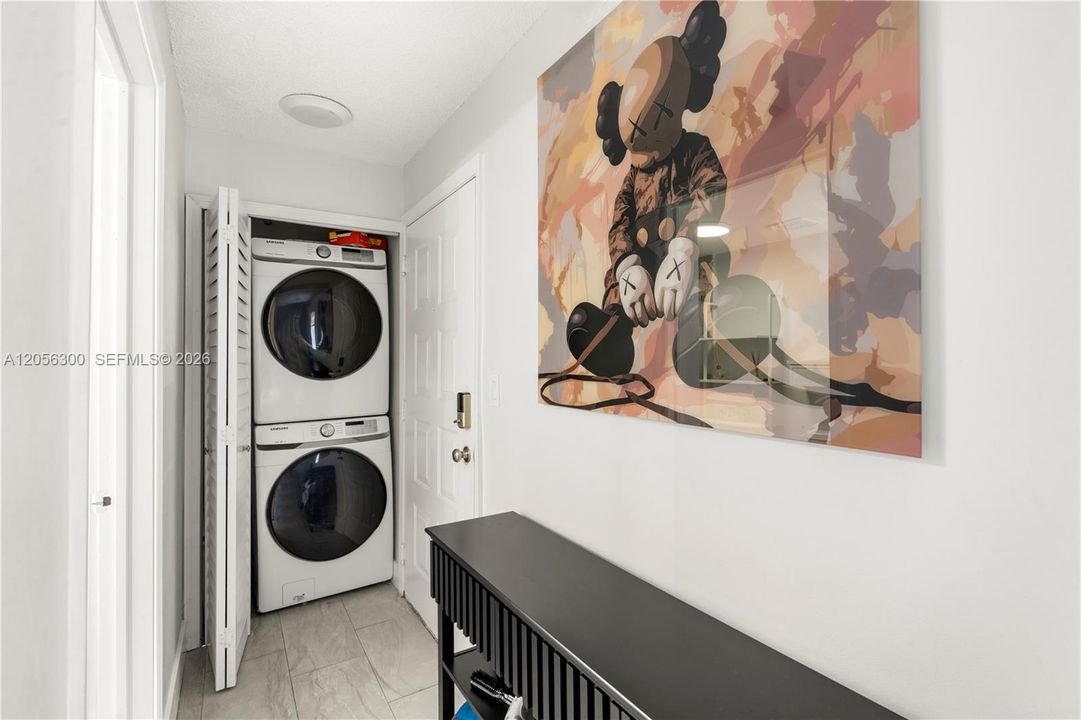 Active With Contract: $535,000 (4 beds, 3 baths, 1481 Square Feet)