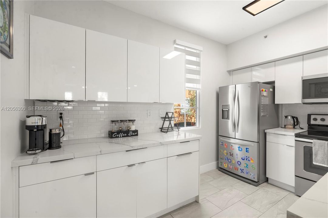 Active With Contract: $535,000 (4 beds, 3 baths, 1481 Square Feet)