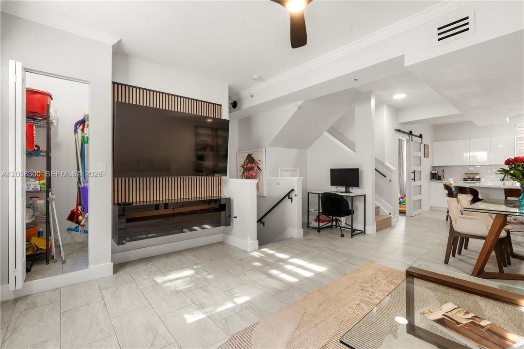 Active With Contract: $535,000 (4 beds, 3 baths, 1481 Square Feet)