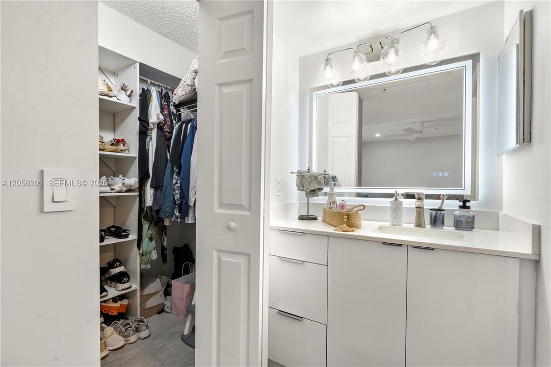 Active With Contract: $535,000 (4 beds, 3 baths, 1481 Square Feet)
