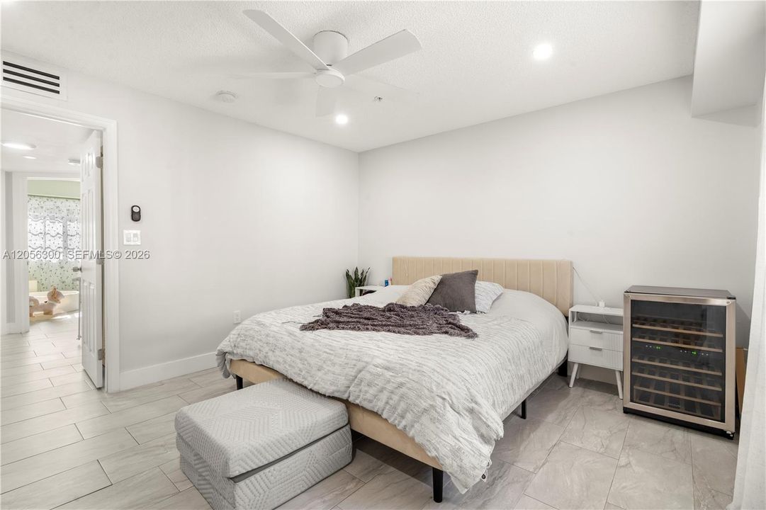 Active With Contract: $535,000 (4 beds, 3 baths, 1481 Square Feet)