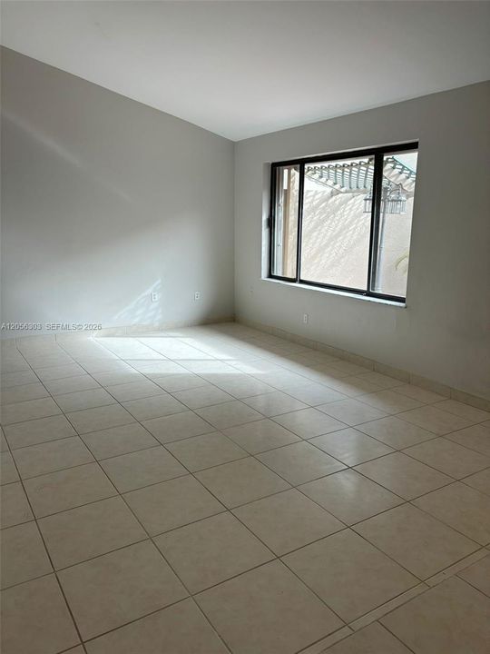 В аренду: $4,200 (4 спален, 2 ванн, 2223 Квадратных фут)
