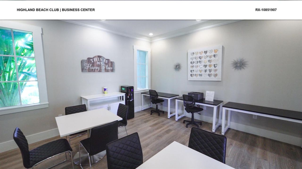 HBC-business center-rx-10851907