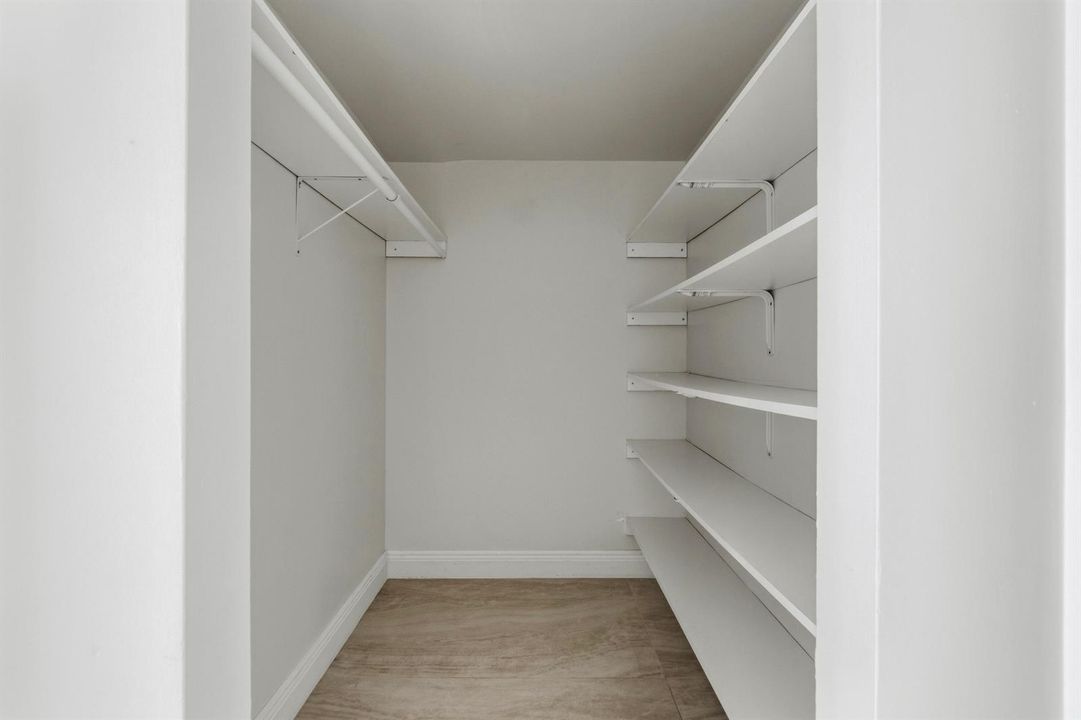 12069 Royal Palm Blvd_019