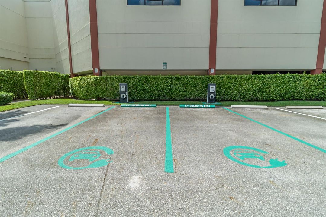 35. Electric Car Station (1)