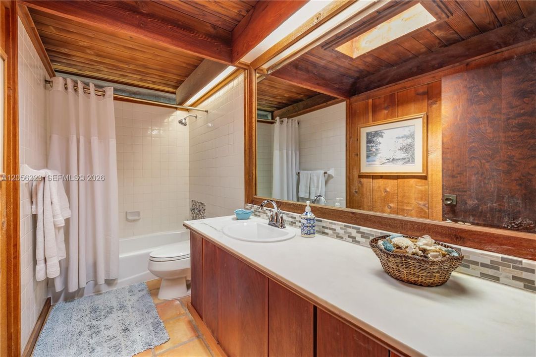 For Sale: $3,180,000 (0 beds, 0 baths, 3645 Square Feet)