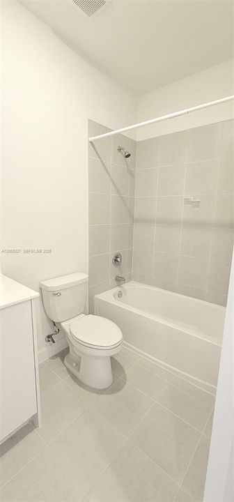 En Renta: $2,200 (3 camas, 2 baños, 1330 Pies cuadrados)