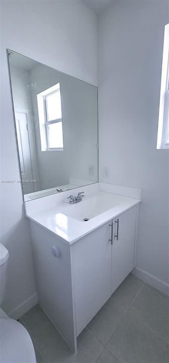 En Renta: $2,200 (3 camas, 2 baños, 1330 Pies cuadrados)