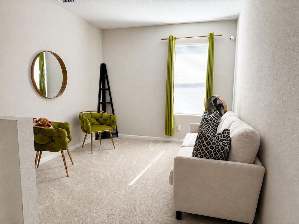 Loft 164 Dabou Loop