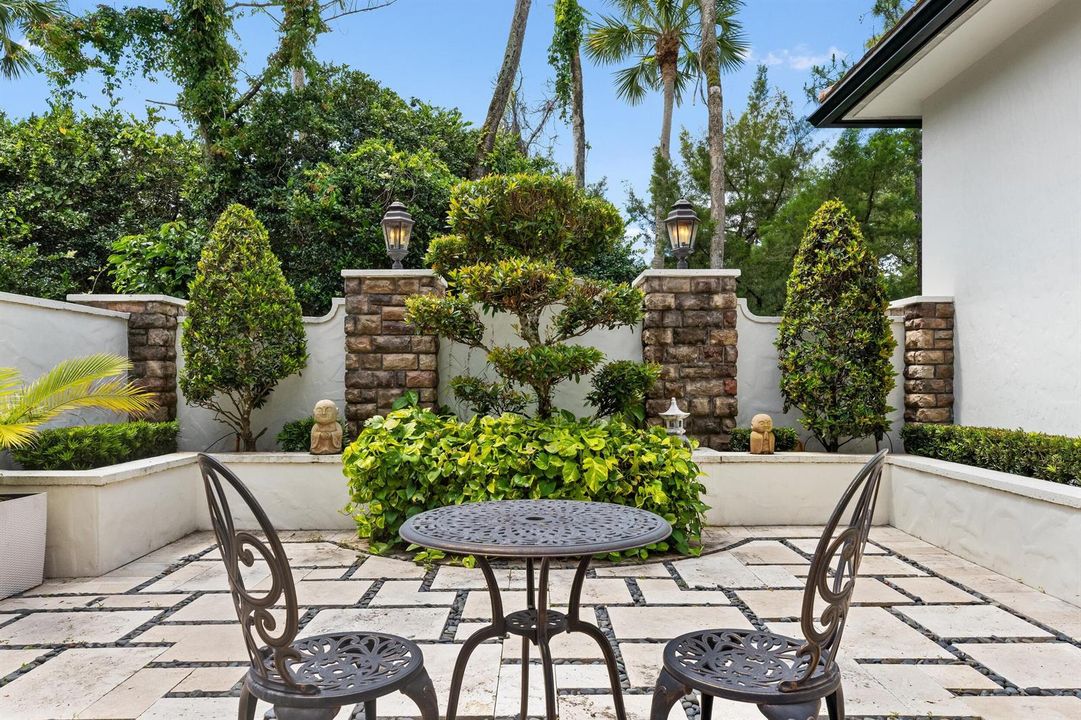 Patio 3