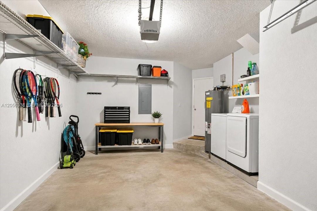 LARGE, BRIGHT AND PLENTY OF ROOM!
