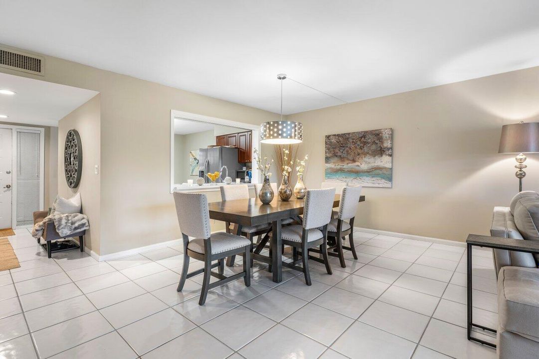 6368 Aspen Glen Circle
