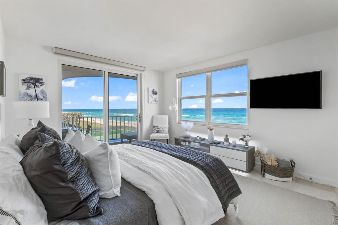 009-2295SouthOceanBoulevard-425-PalmBeac