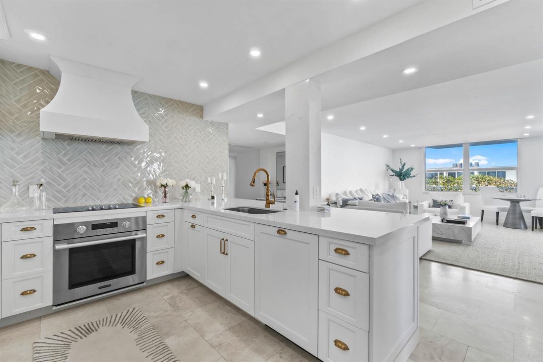 011-2295SouthOceanBoulevard-425-PalmBeac