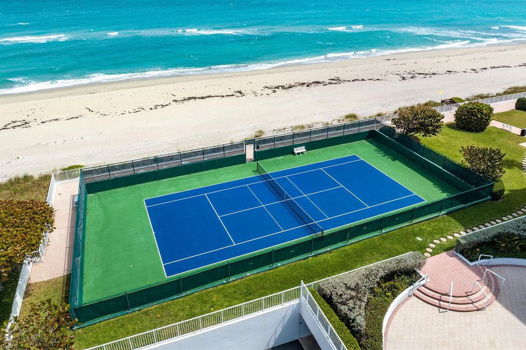 054-2295SouthOceanBoulevard-425-PalmBeac