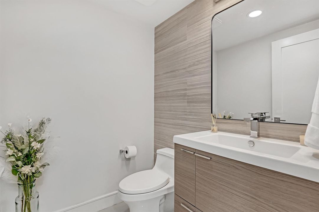 2295 S Ocean #321 (27)