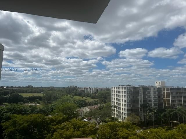 For Rent: $1,400 (1 beds, 1 baths, 543 Square Feet)