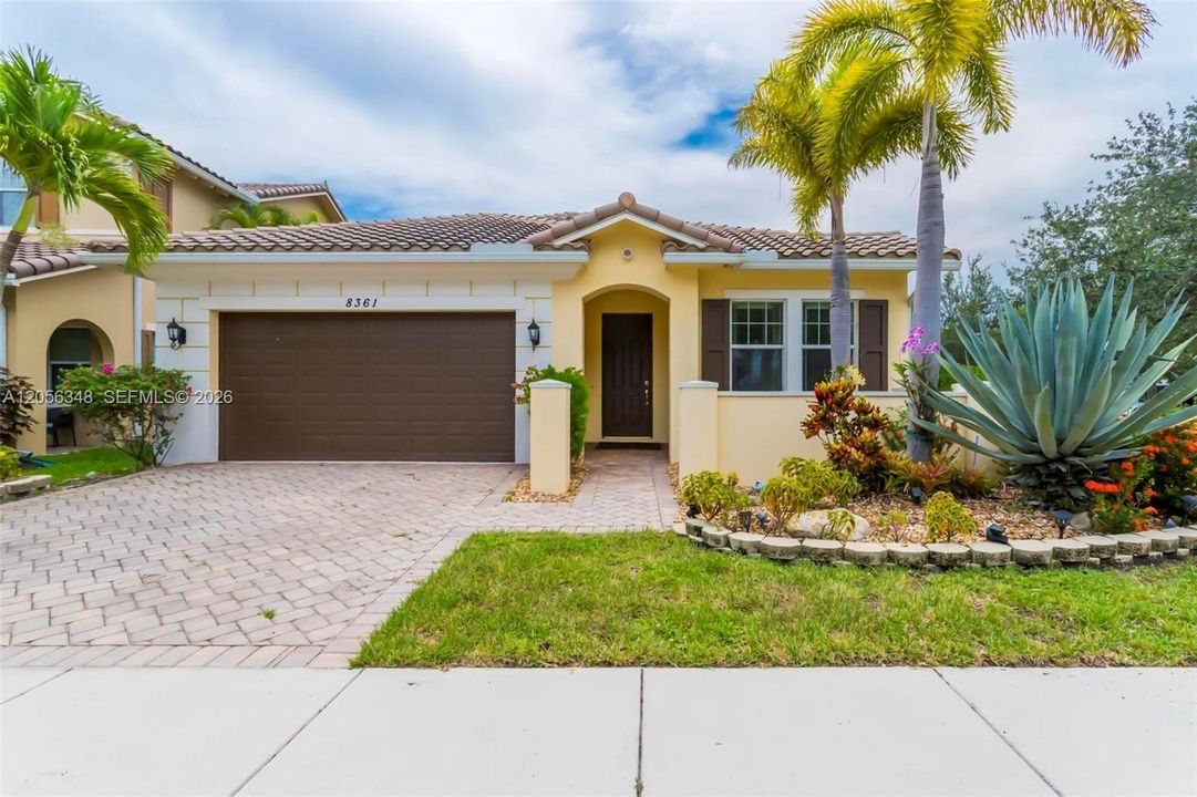 For Rent: $5,900 (4 beds, 3 baths, 2241 Square Feet)