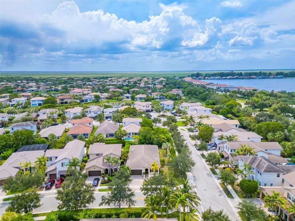For Rent: $5,900 (4 beds, 3 baths, 2241 Square Feet)