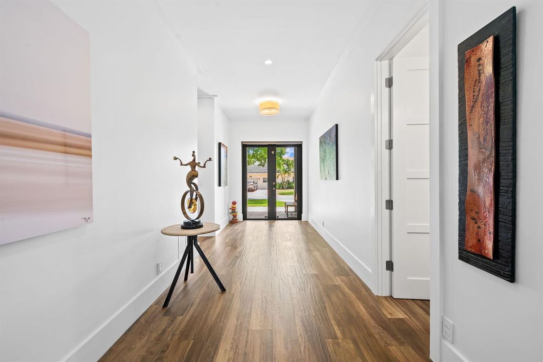 3209 foyer