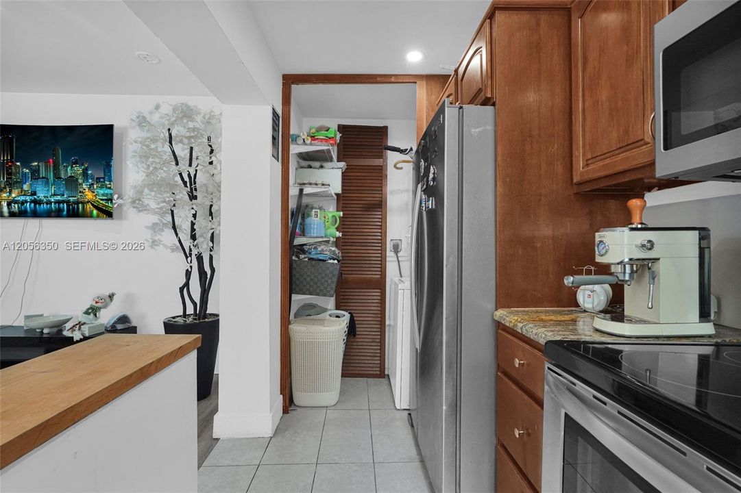 For Sale: $585,000 (0 beds, 0 baths, 1120 Square Feet)