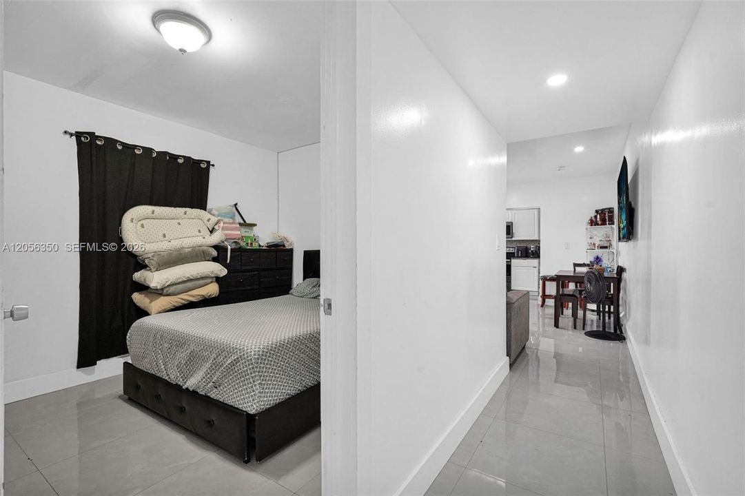 For Sale: $585,000 (0 beds, 0 baths, 1120 Square Feet)