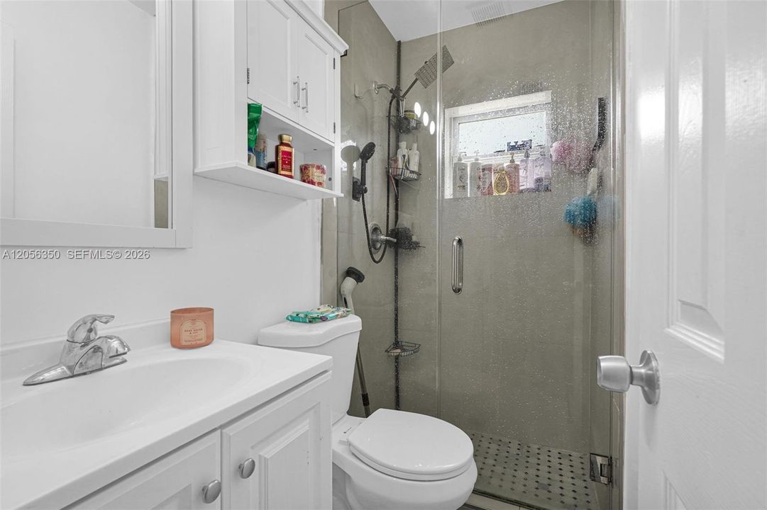 For Sale: $585,000 (0 beds, 0 baths, 1120 Square Feet)