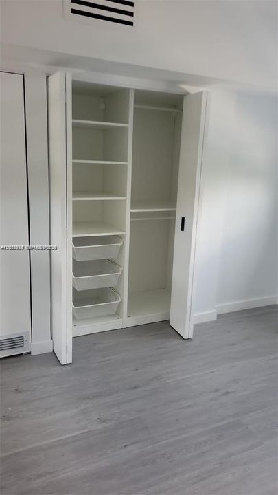 В аренду: $2,900 (1 спален, 1 ванн, 528 Квадратных фут)