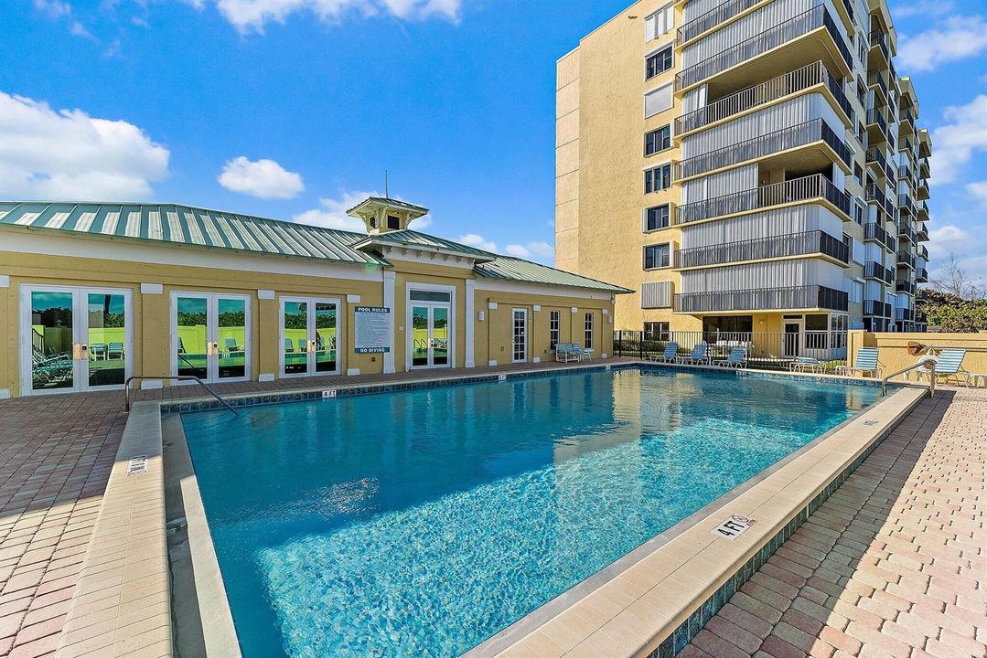 Clubhouse/Pool
